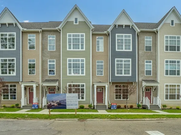 2085 Wynn Rd #2, Cleveland, OH 44118