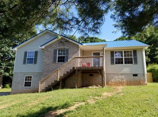 11 Powers Dr, Asheville, NC 28806