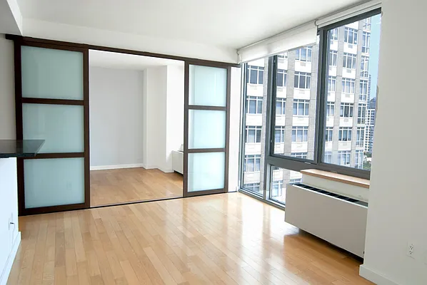 Rented by Keller Williams NYC | media 19