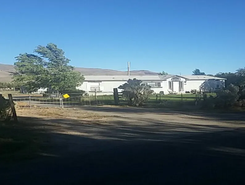 3510 Lyon Ln photo 1