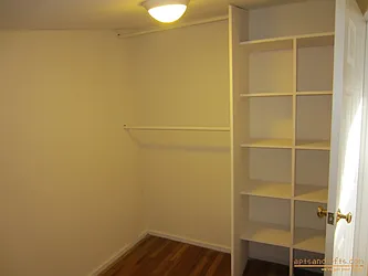 Rented by aptsandlofts.com
