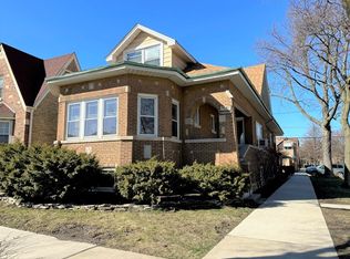 5300 W Pensacola Ave, Chicago, IL 60641