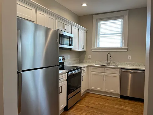 115 Elm Ave SW #A4 Photo 1