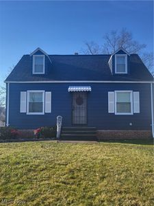 21112 Hansen Rd, Maple Hts, OH, 44137