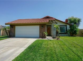 1185 W Huff St, Rialto, CA 92376