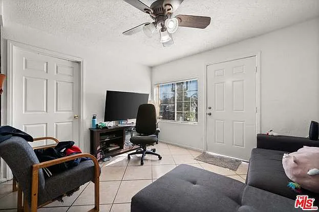 1314 E Laurelwood Dr — Photo 22
