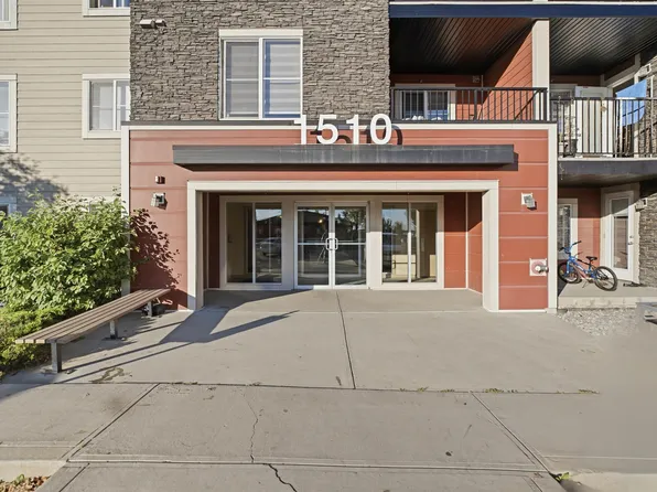 1510 Watt Dr SW #225, Edmonton, AB T6X 2E6