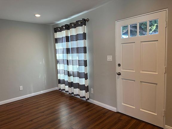 2nd image of 4656 Bayard St