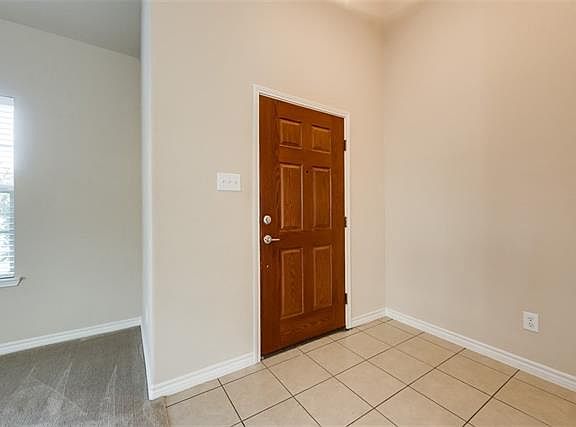 2nd image of 2788 Park Pl