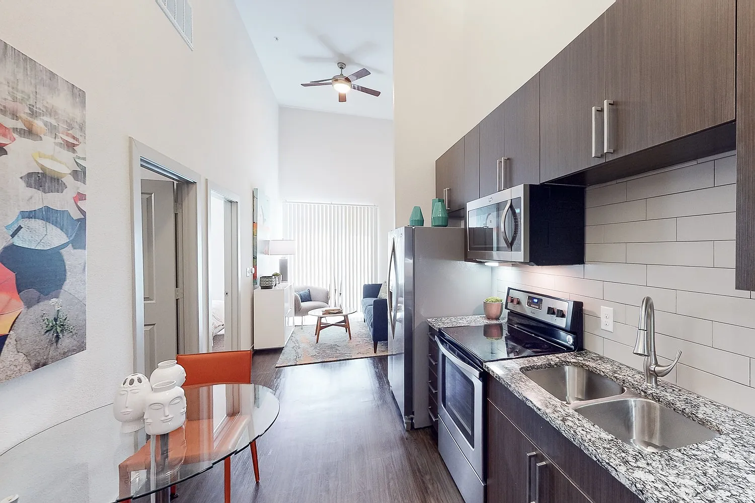 Rivera on Broadway Apartments — Photo 1