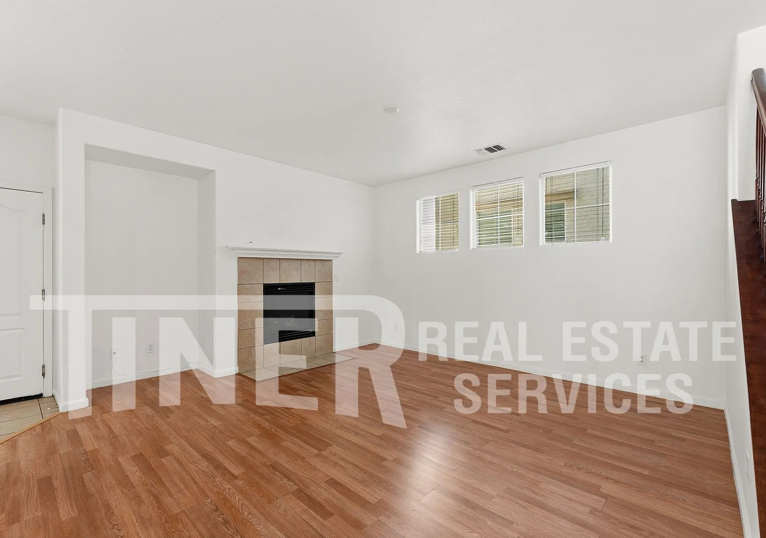 4911 Lieto Way- Tier 2- Spacious 3 Bedroom Natomas Patio Home with Loft & HUGE Primary Suite! — Photo 2