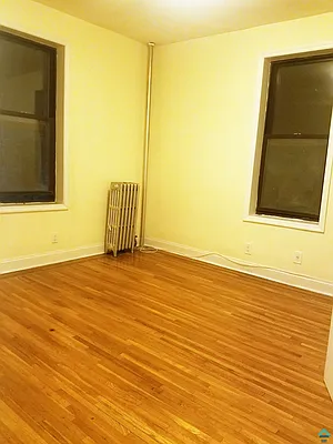 Rented by EXR | media 13