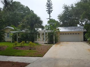 122 Holly Ave, Sarasota, FL 34243
