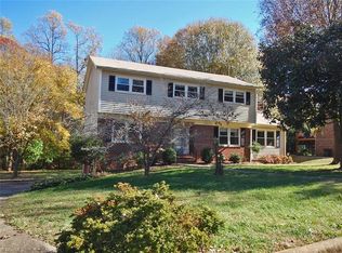 1408 Bearhollow Rd, Greensboro, NC 27410