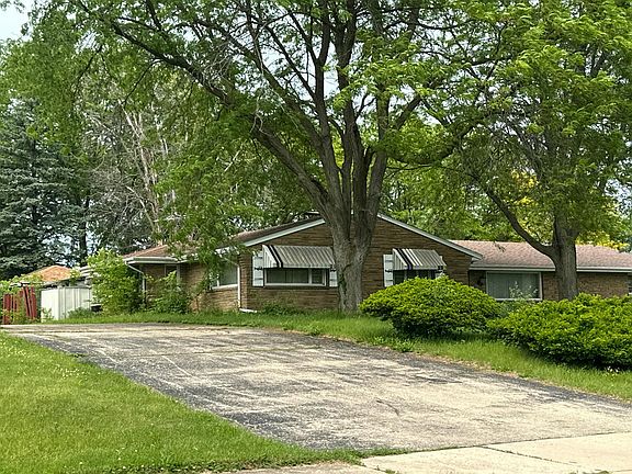 3rd image of 1401 Mayfield Ave