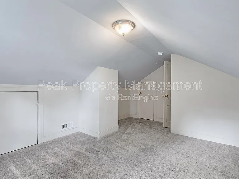 2304 Halifax Ave — Photo 19