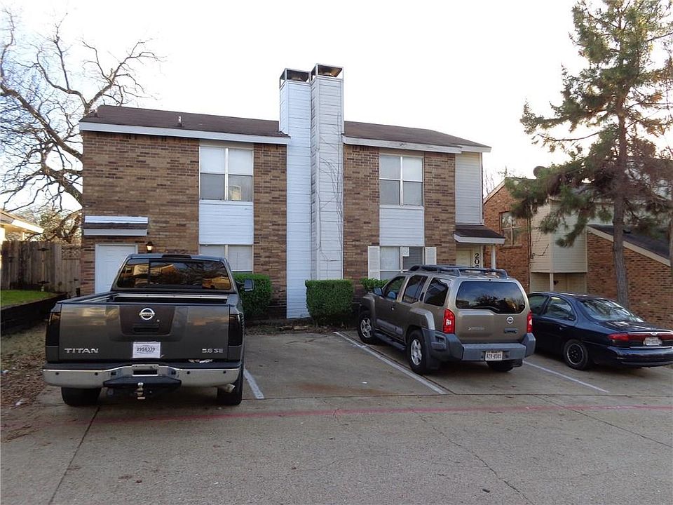 1st image of 202 Country Bend Dr