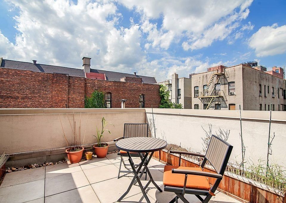 1st image of 21-48 45th Ave #1R
