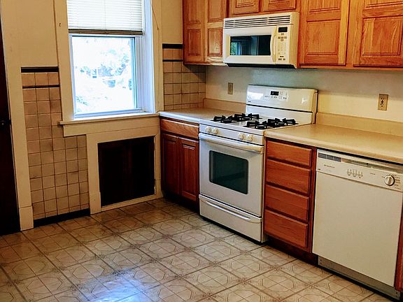 2nd image of 6615 Arsenal St #A