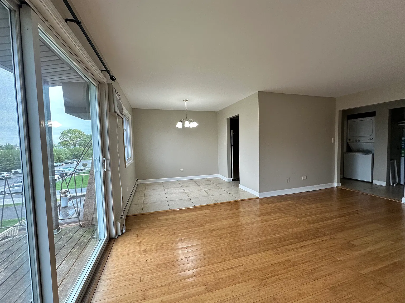 2 bed, 950 sqft, $1,700 — Photo 4