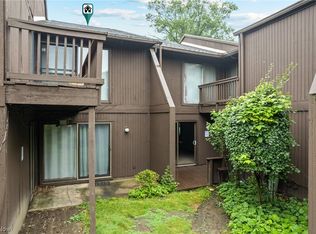 1428 Cleveland Heights Blvd, Cleveland, OH 44121