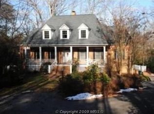 23239 Lake Dr, Lexington Park, MD 20653