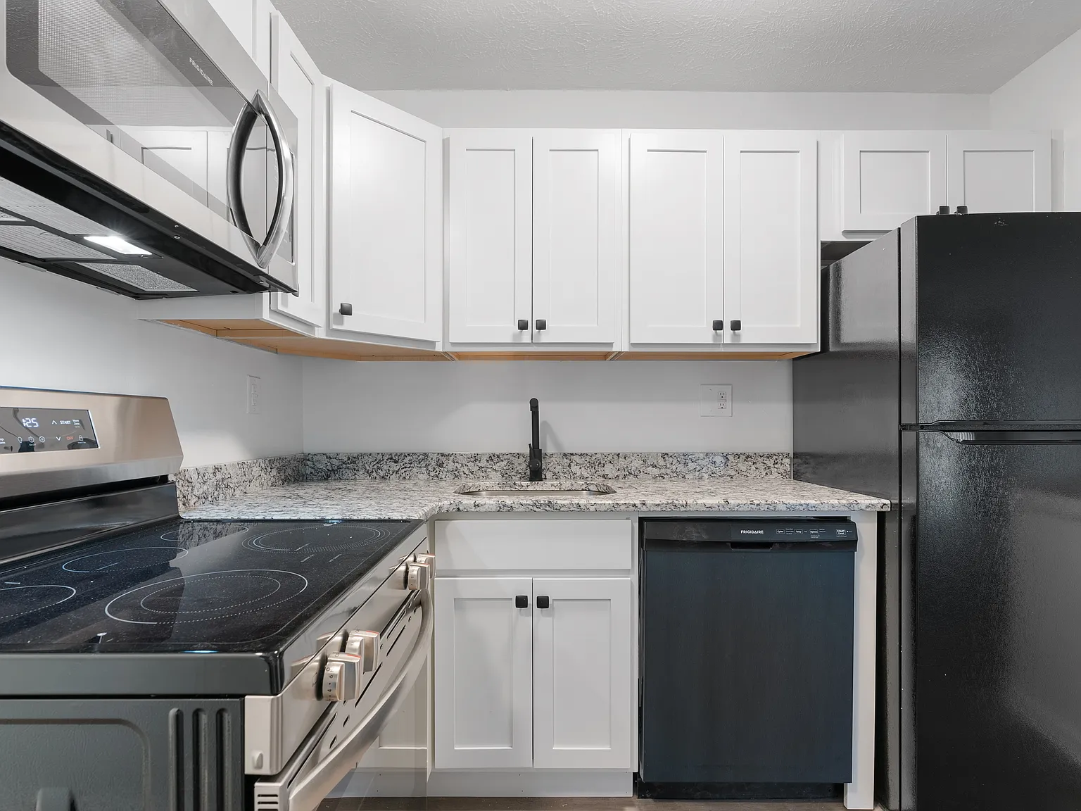 Westwood Apartments - SP Lafayette LLC — Photo 3