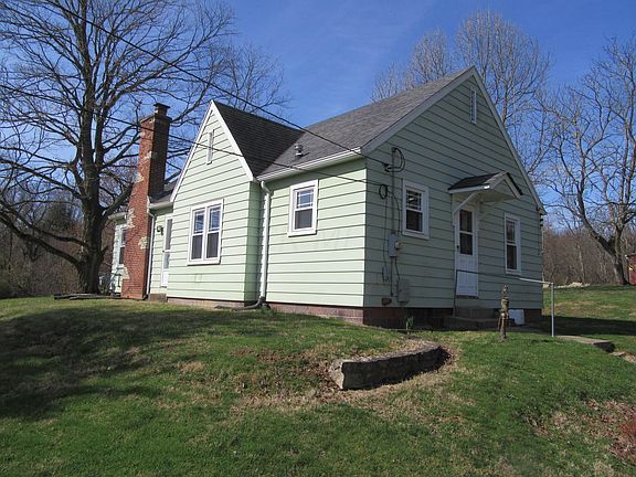 2nd image of 1459 Granville Pike NE