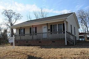 2nd image of 109 Delano Ave