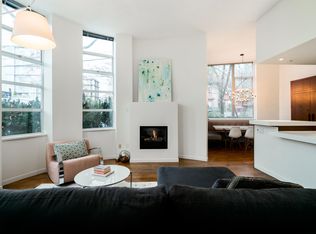 2315 Ash St, Vancouver, BC V5Z 3C3