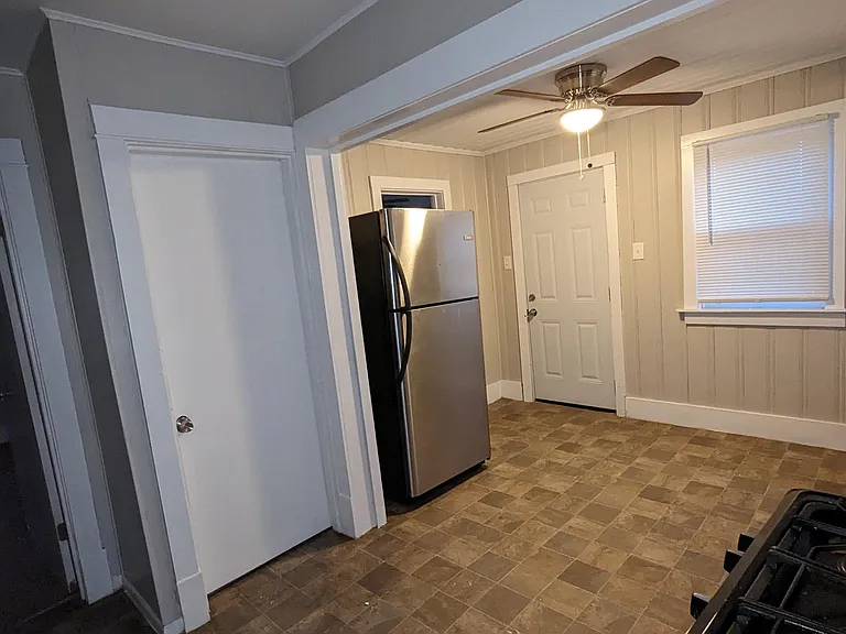 3918 Pennsylvania Ave — Photo 23