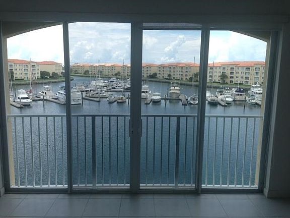 5th image of 11 Harbour Isle Dr E Penthouse 5