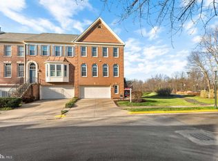 11603 Avondale Dr, Fairfax, VA 22030