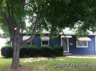 1318 Johnson Ln, Springfield, IL 62702