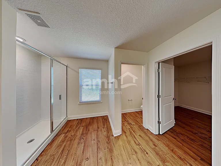 327 Cortez Dr — Photo 11