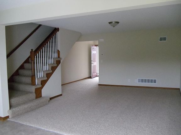 3rd image of 1650 SW Highland Dr #11-B