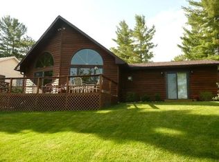 209 E River St, Eagle River, WI 54521
