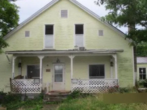 420 Fourth St, Patriot, IN 47038