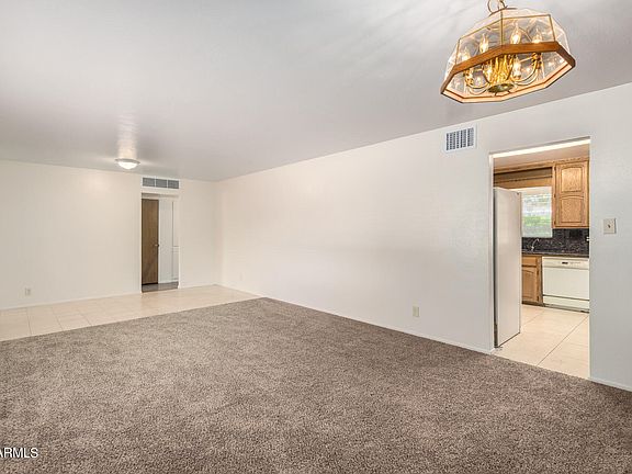 4th image of 7055 E MORELAND Street