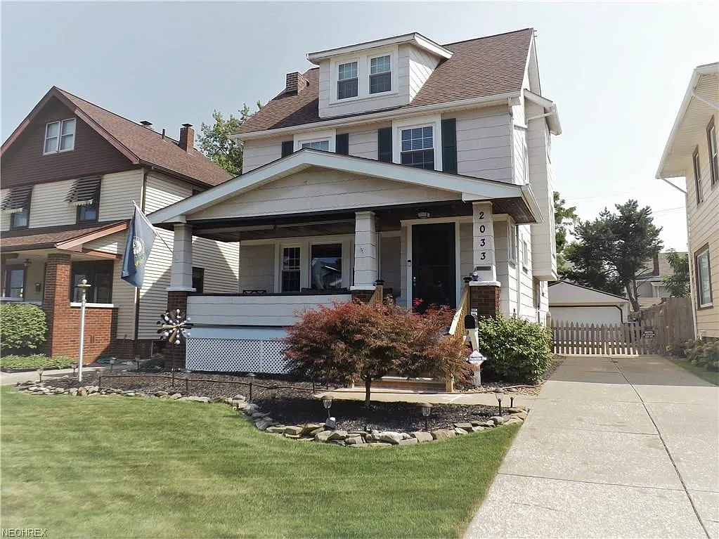 2033 Bunts Rd photo 1
