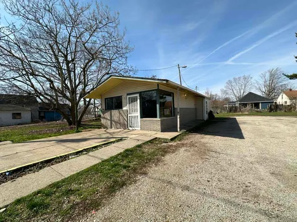 3969 N State Route 3, Deputy, IN 47230