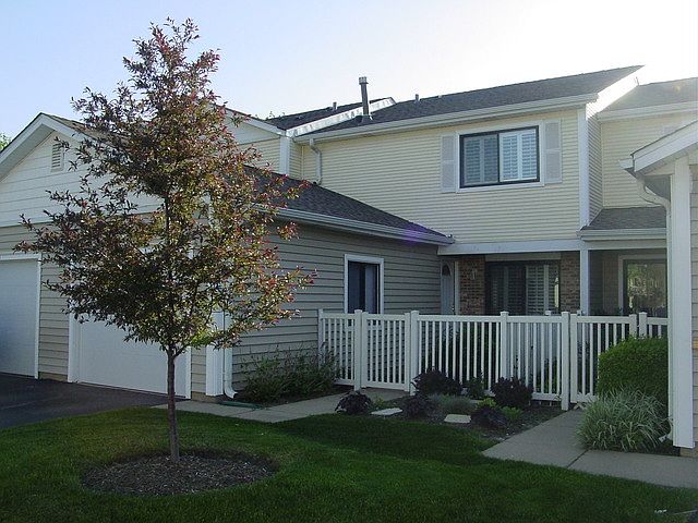 1st image of 106 Waterford Dr #124F