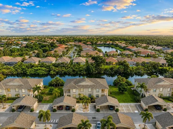 1404 AUBURN LAKES CIRCLE #4, VENICE, FL 34292