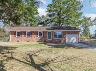 101 Wilda Dr, Jacksonville, NC 28546