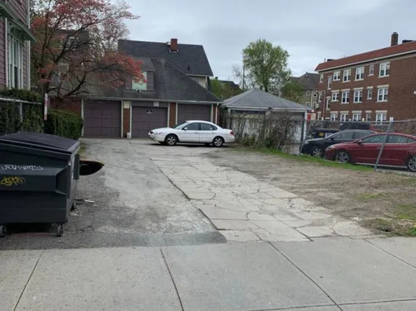 130 Moore St #6, Providence, RI 02907