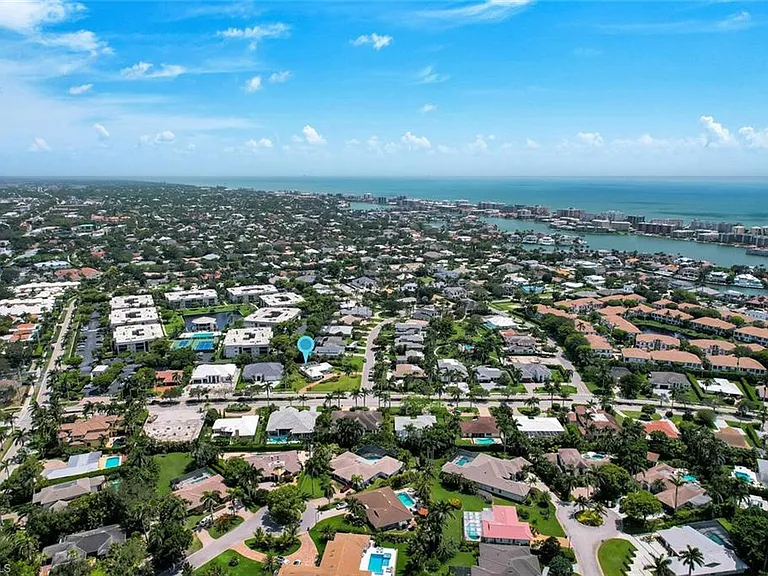 740 Park Shore Dr — Photo 33