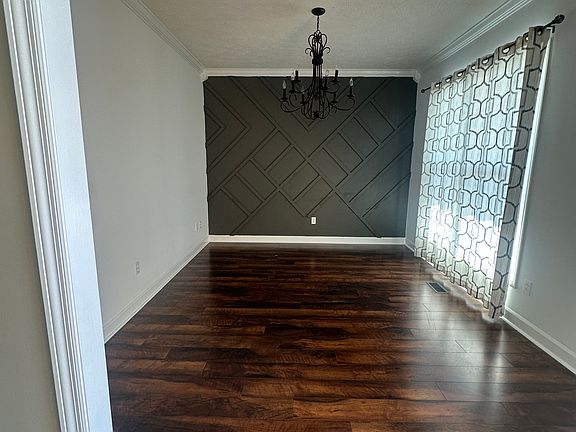 2nd image of 705 Cooks Hill Ct