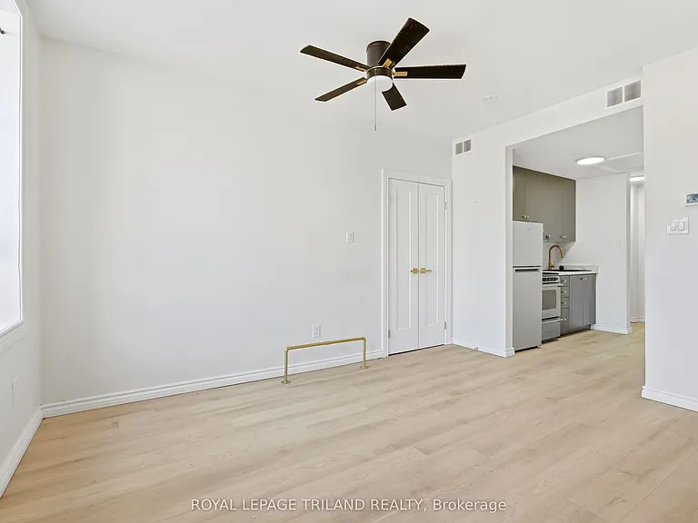 423 Richmond St #303 — Photo 4