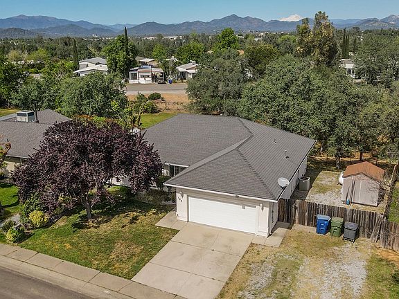3rd image of 188 Woodcliff Dr