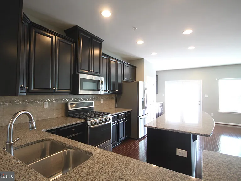 228 Compass Dr — Photo 14